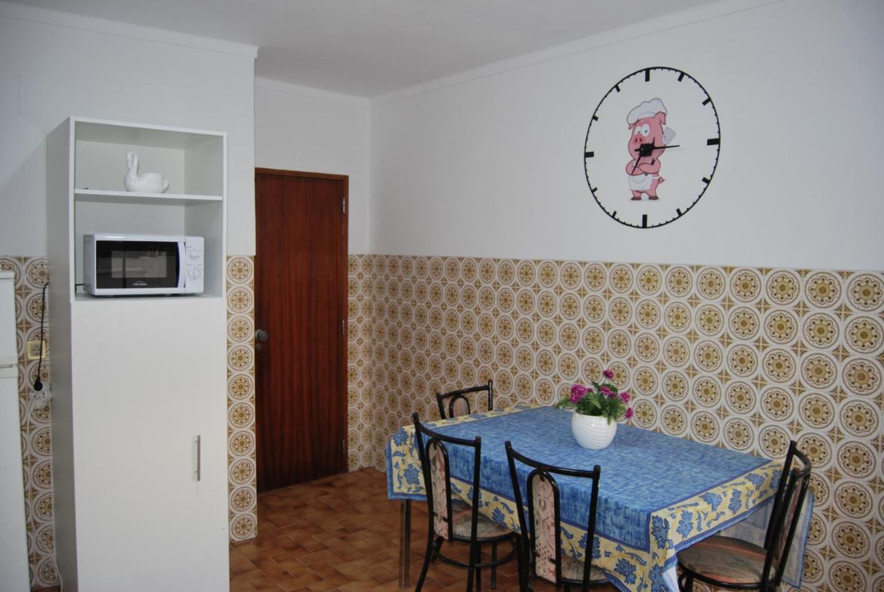 Apartamentos Mota Назаре Екстериор снимка